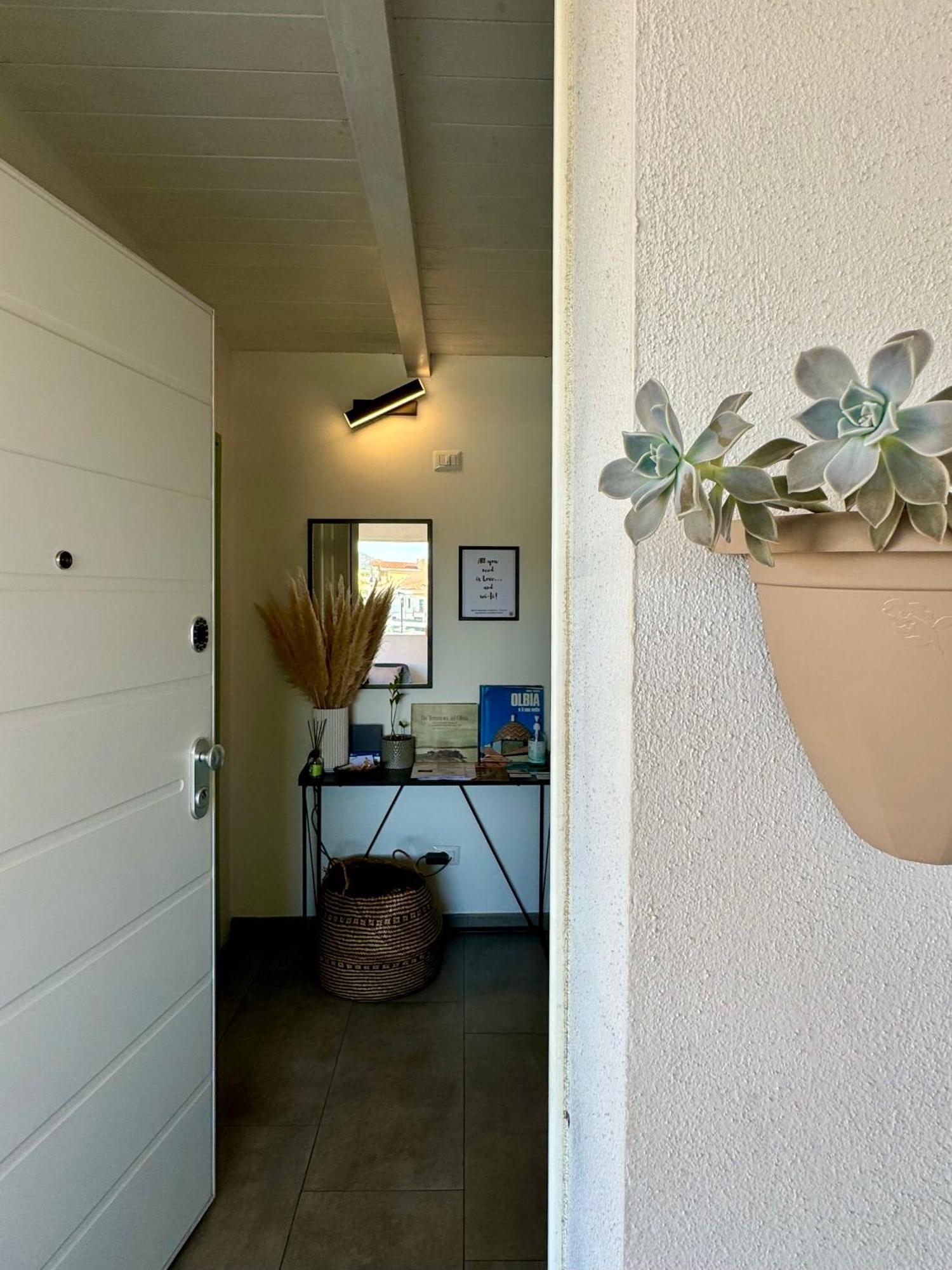 Citroom - Green City Rooms Olbia Exterior foto