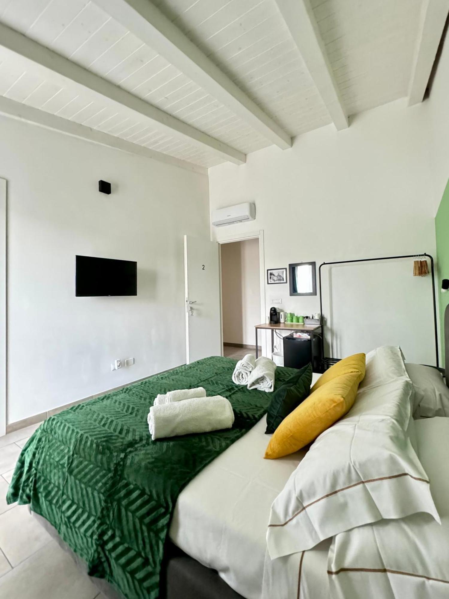 Citroom - Green City Rooms Olbia Exterior foto